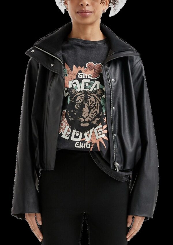 Gerade geschnittene Jacke in Lederoptik