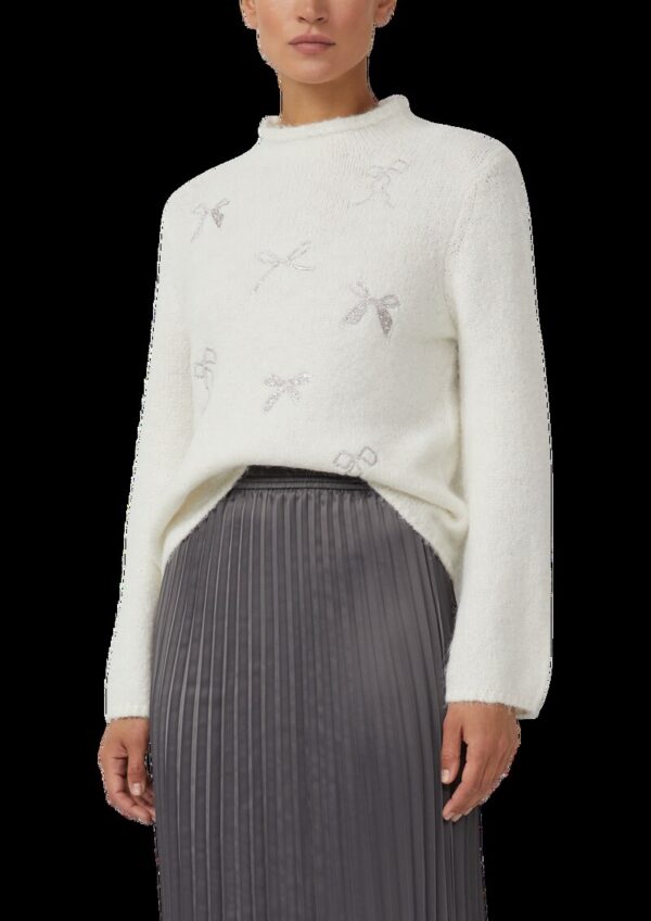 Strickpullover mit Stehkragen und Schleifen-Stickerei