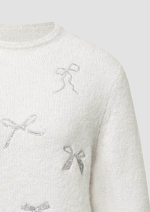 Strickpullover mit Stehkragen und Schleifen-Stickerei