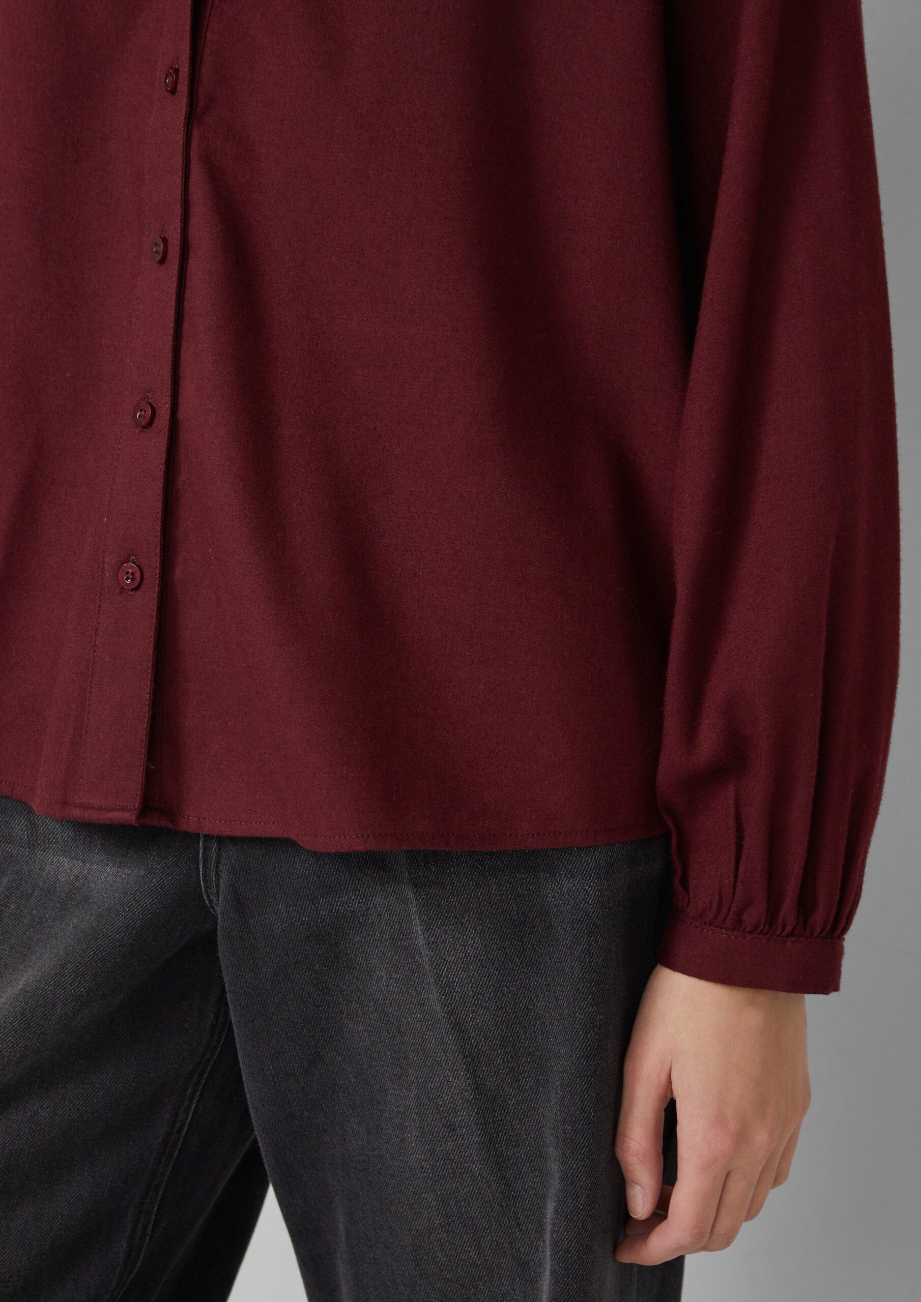 Weiche Bluse im Relaxed Fit mit Knopfleiste