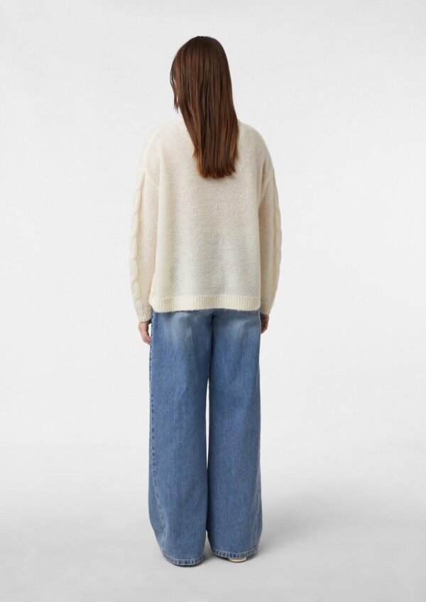 Strickpullover aus Alpakamix mit Zopfmuster am Ärmel