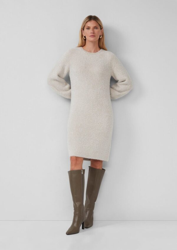 Flauschiges Strickkleid mit Glitzergarn