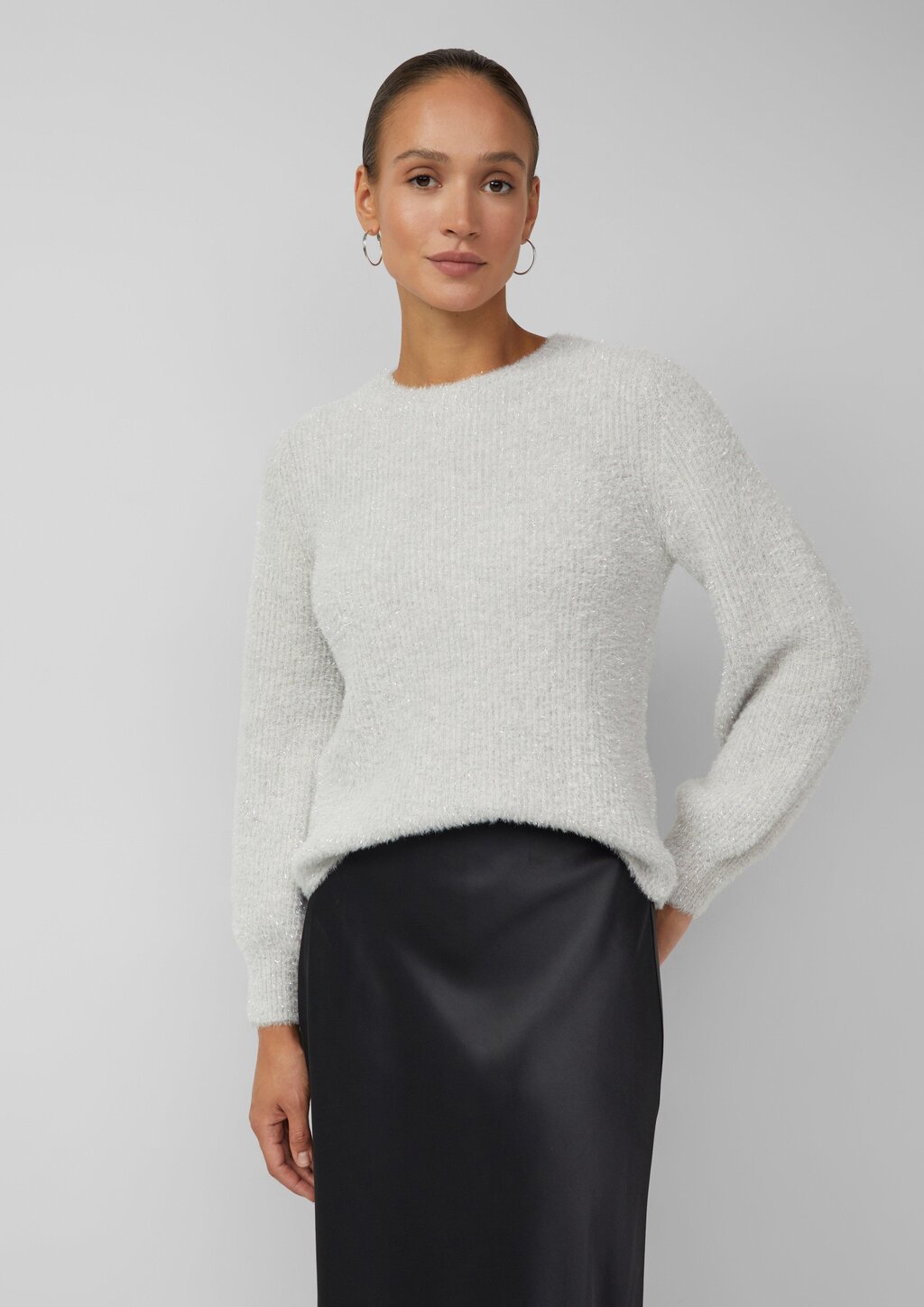 Flauschiger Strickpullover mit Glitzergarn