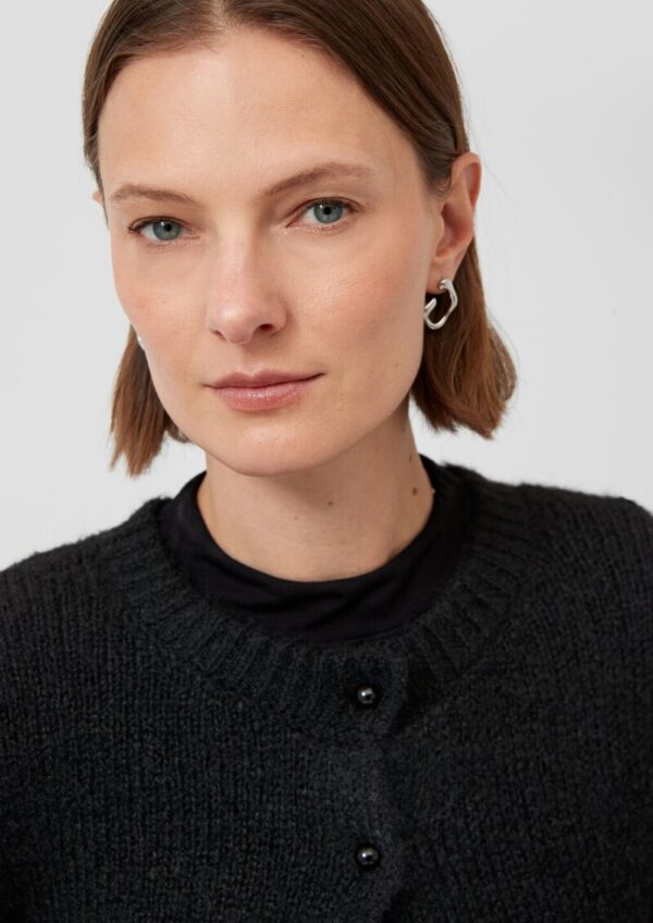 Kurzer Strick-Cardigan mit Wolle