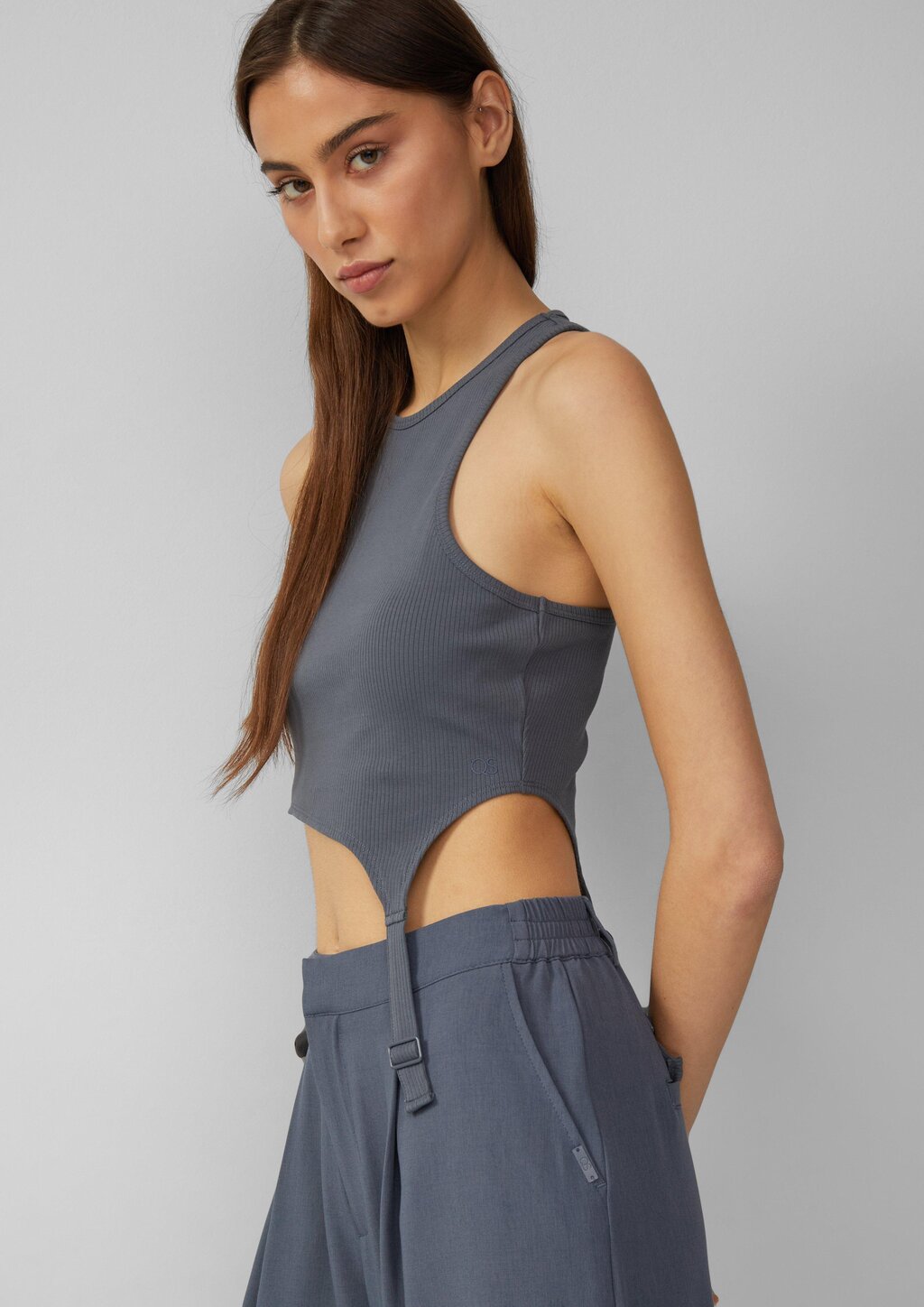 Ripptop mit Schnallendetail | QS x Vanessa Mai