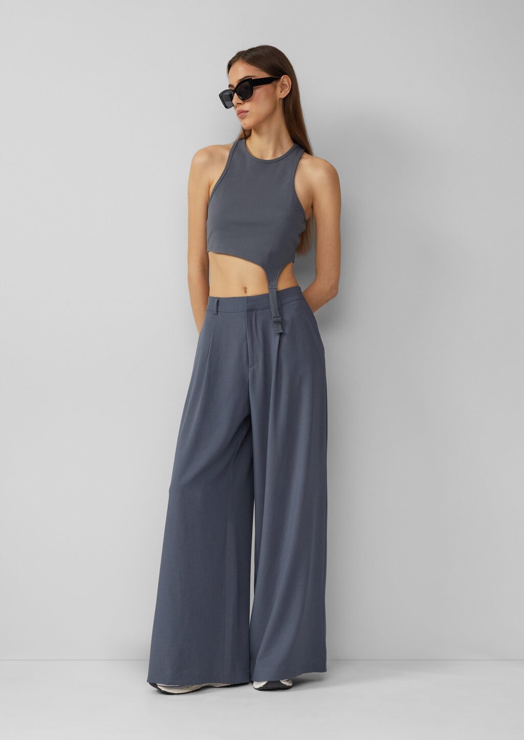 Ripptop mit Schnallendetail | QS x Vanessa Mai