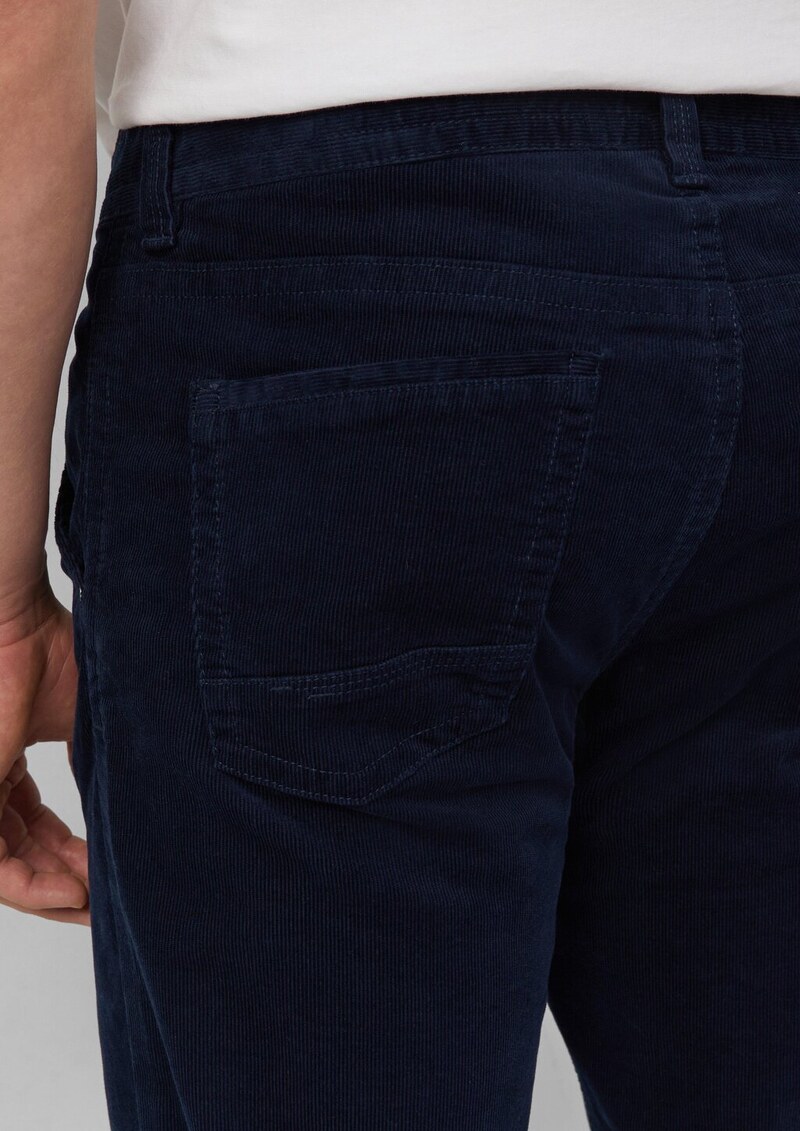 Cordhose im Regular Fit aus Baumwollstretch