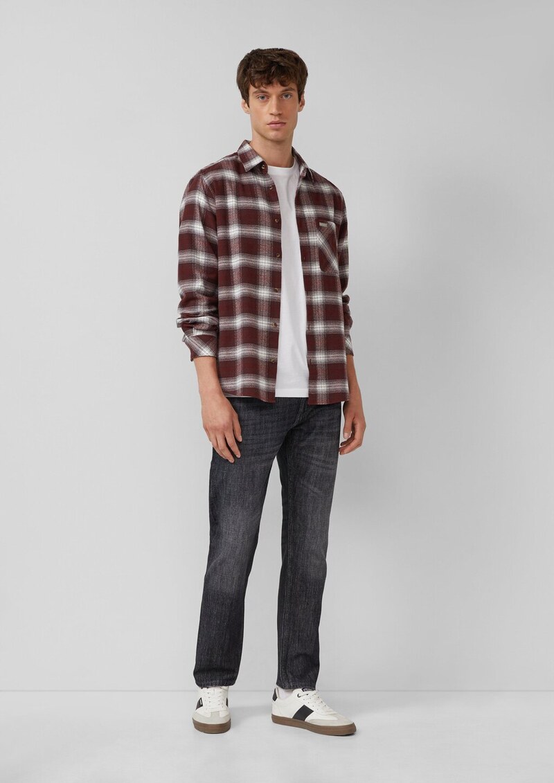 Jeans Mauro / Regular Fit / Mid Rise / Tapered Leg / 100% Baumwolle