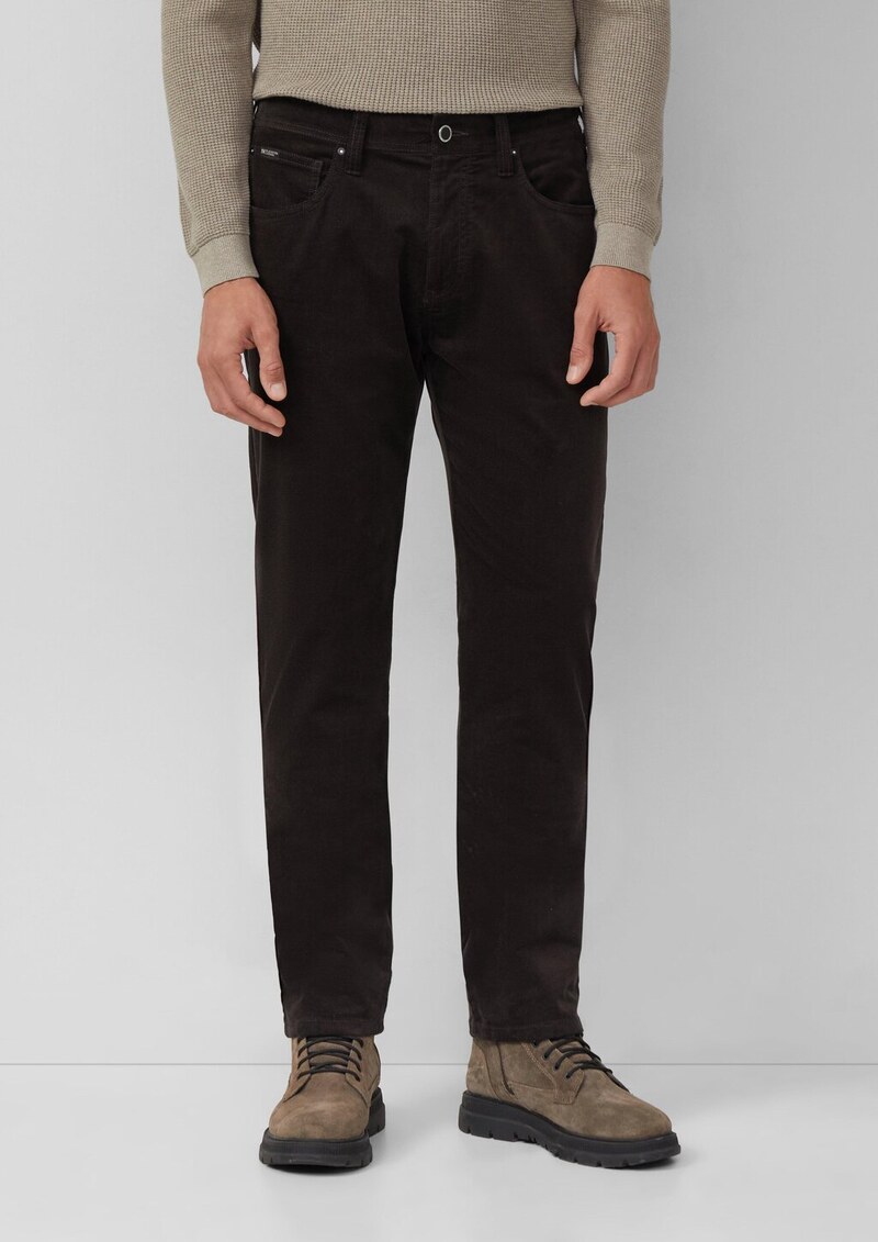 Regular Fit: Hose aus diagonalem Feincord mit geradem Bein