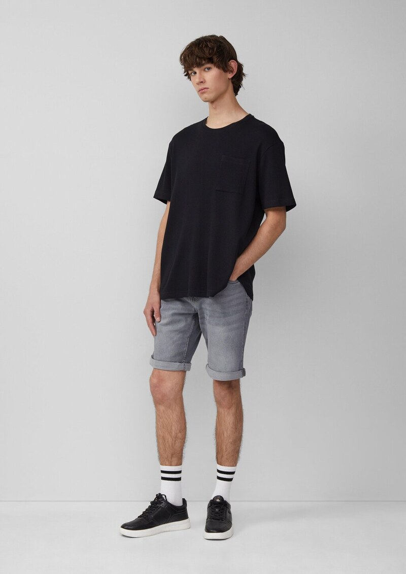 T-Shirt aus Waffelpiqué mit Brusttasche