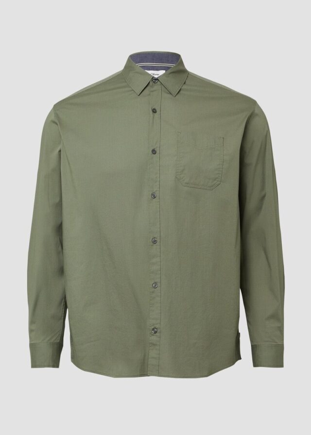 Regular Fit: Gemustertes Hemd mit Kentkragen