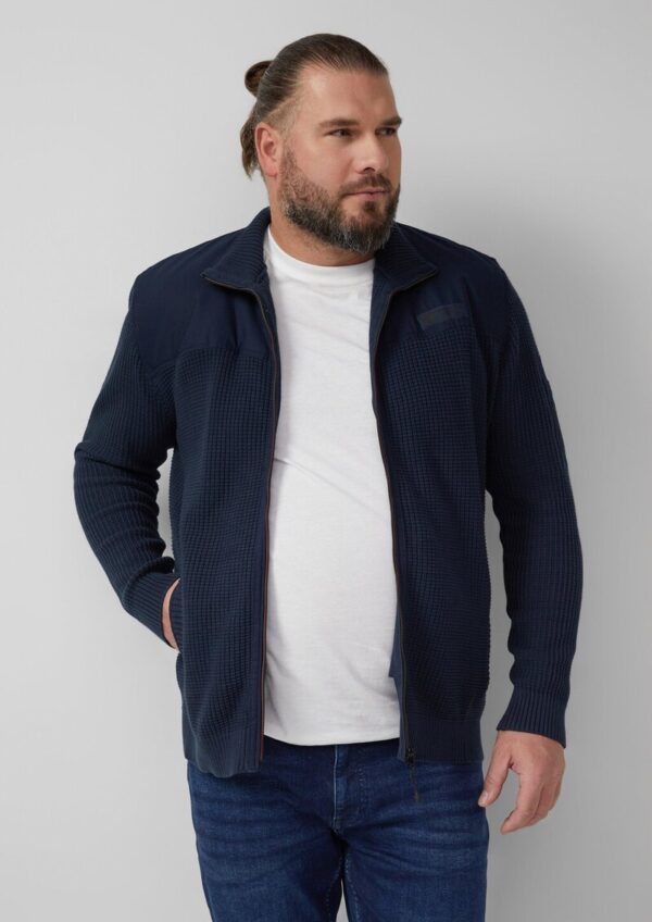 Sportive Strickjacke im Fabricmix mit Kontrastdetail