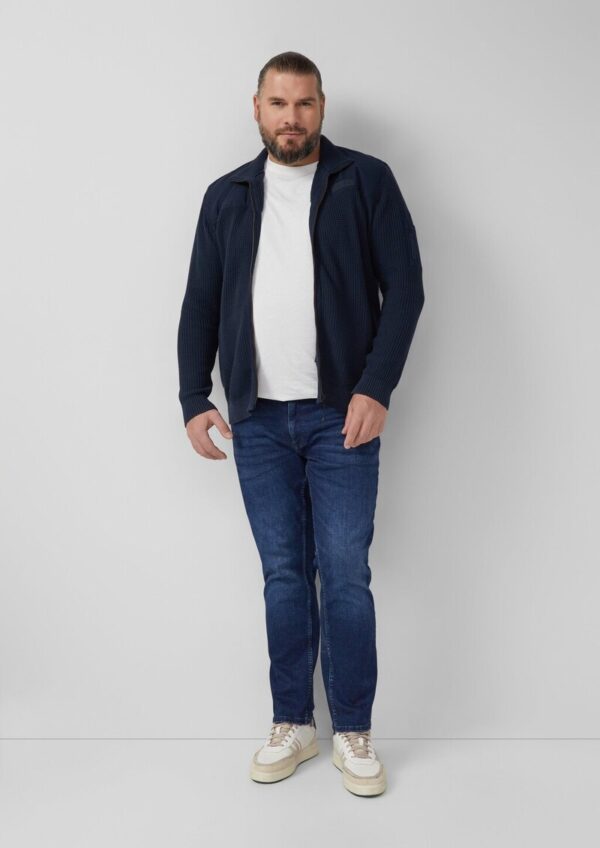 Sportive Strickjacke im Fabricmix mit Kontrastdetail