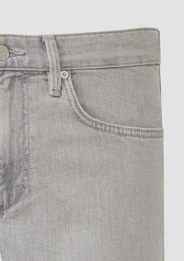 Jeans-Shorts / Regular Fit / Mid Rise / Straight Leg / Pride-Motiv