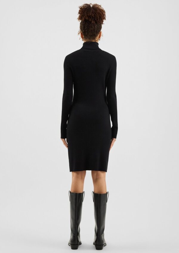 Geripptes Strickkleid