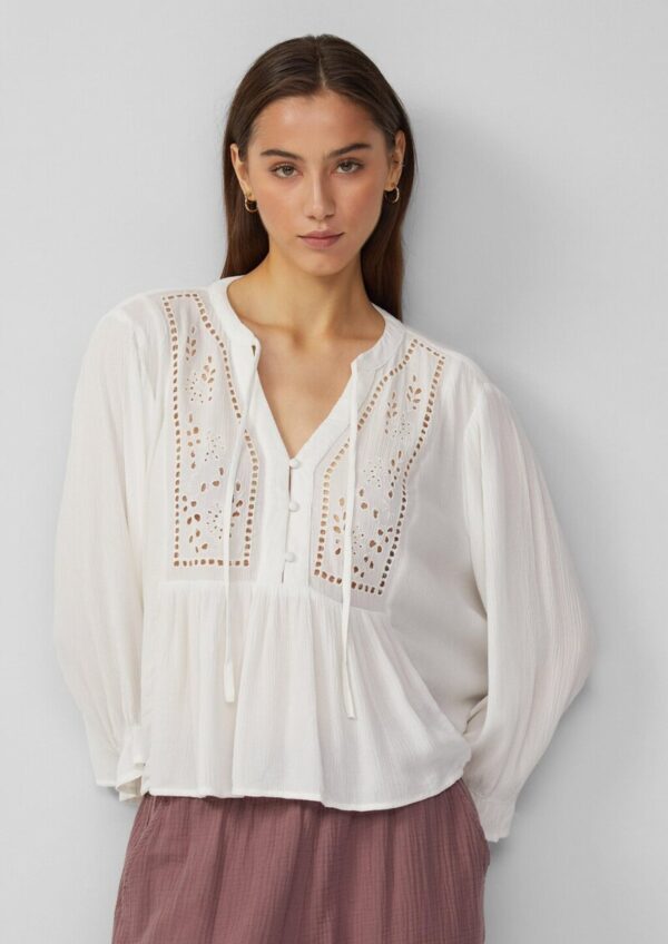 Viskosemix-Bluse mit Lochstickerei