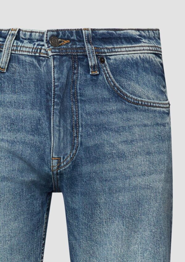 Jeans Benito / Regular Fit / Mid Rise / Straight Leg