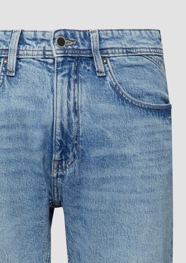 Jeans Benito / Regular Fit / Mid Rise / Straight Leg