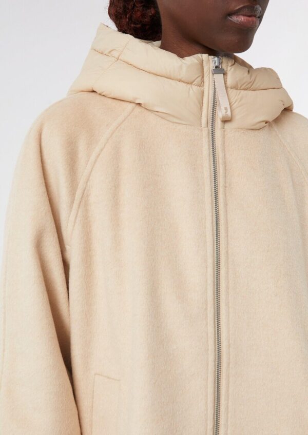 Cape-Jacke aus Wollmix mit Stepp-Details