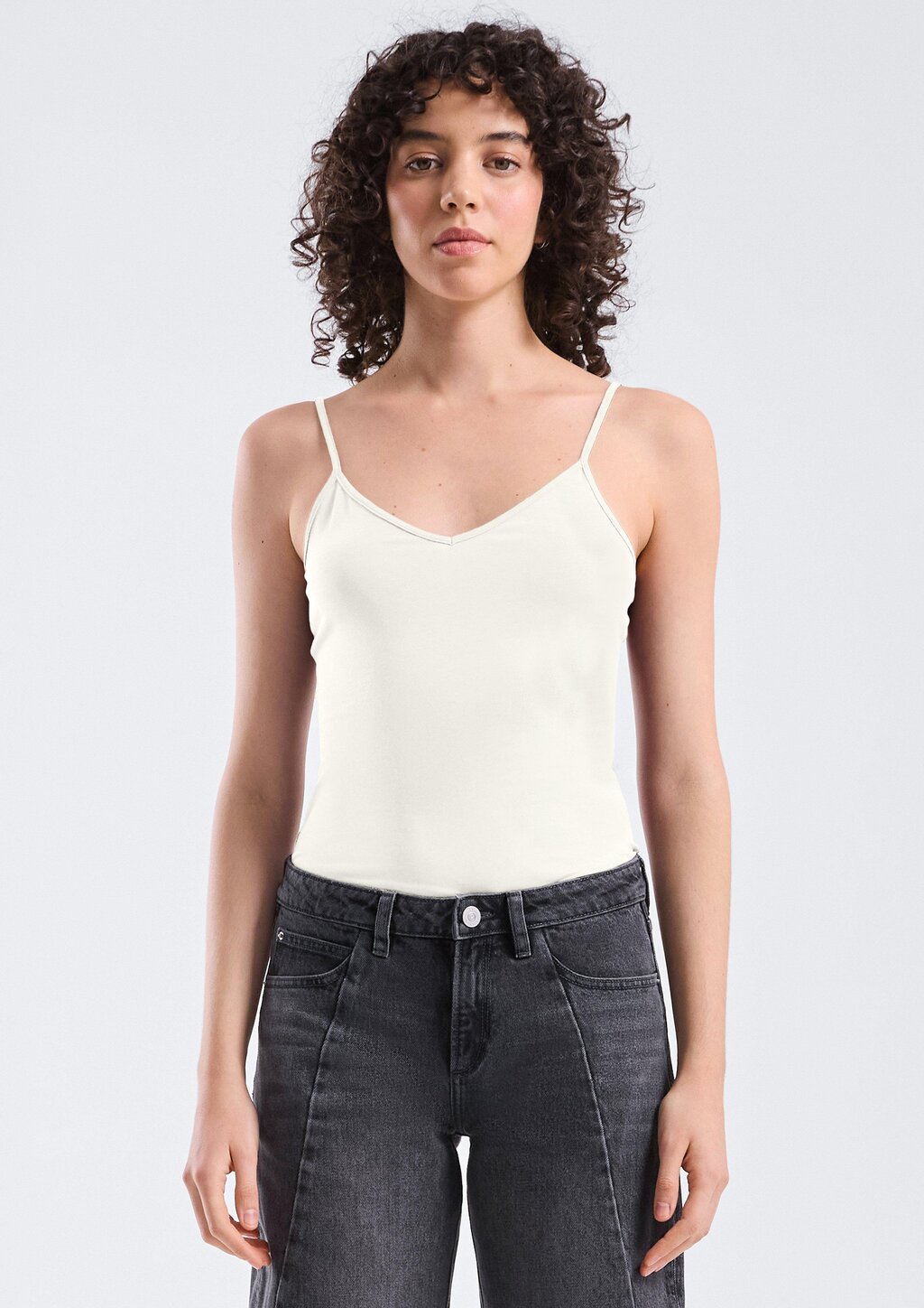 Elastisches Spaghettiträgertop