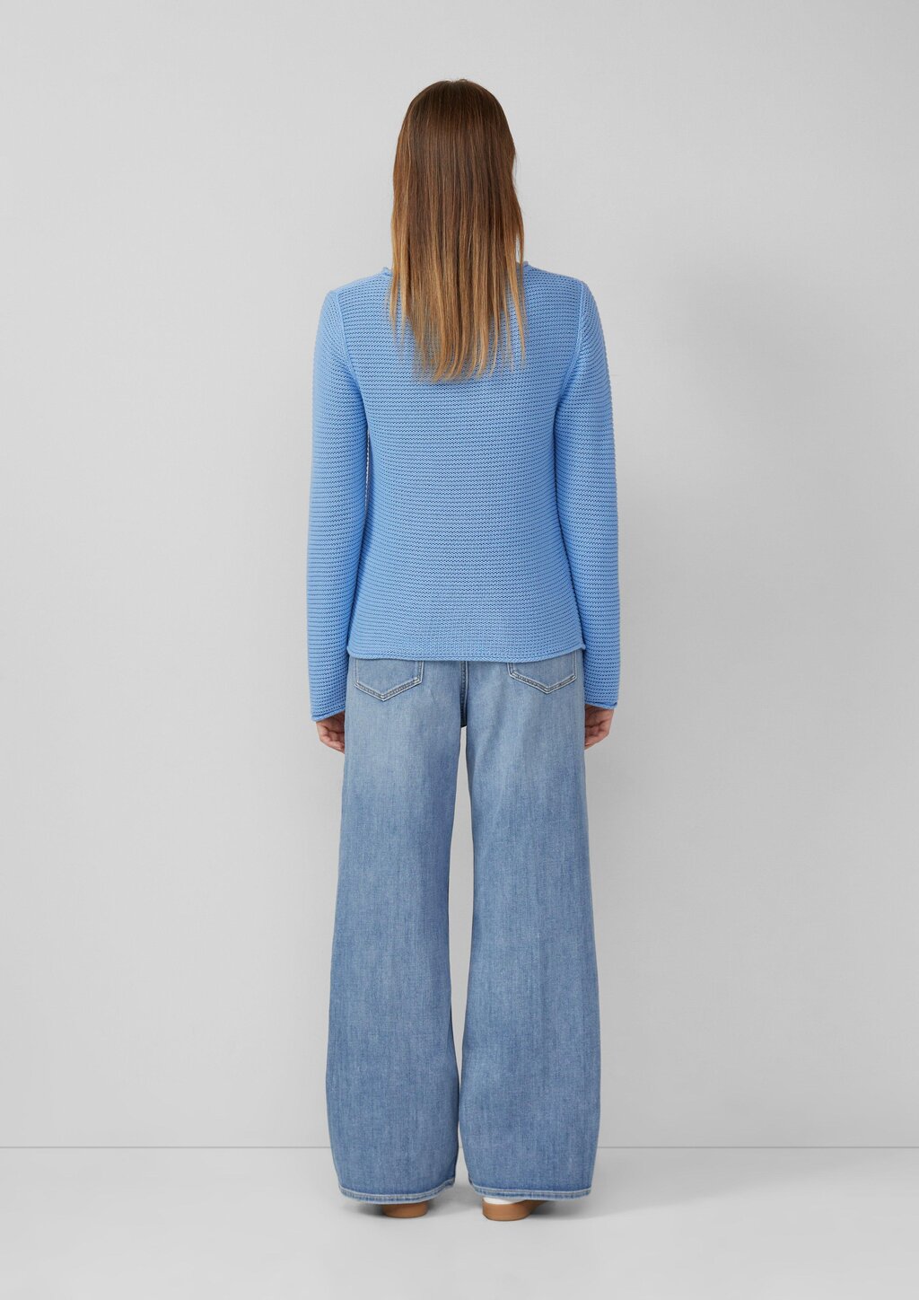 Leichter Strickpullover in Ripp-Optik