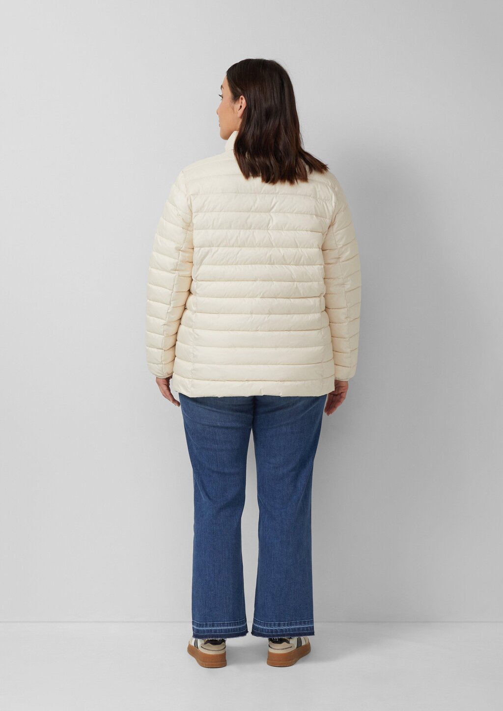 Leichte Steppjacke mit Stehkragen