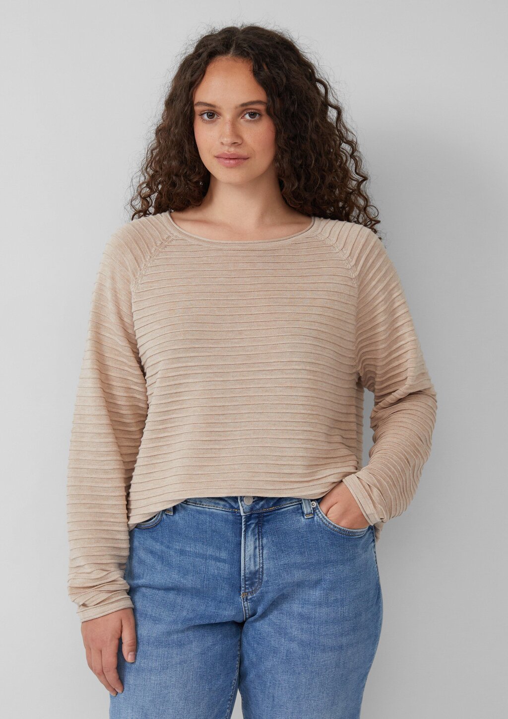Pullover mit Strukturmuster aus Viskosemix