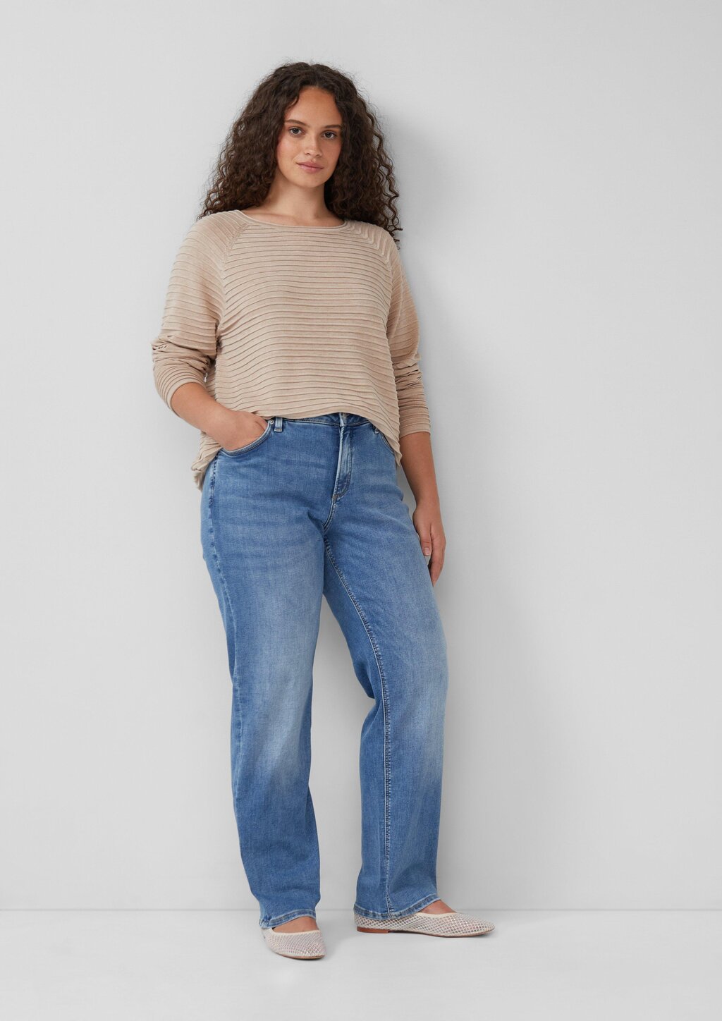 Pullover mit Strukturmuster aus Viskosemix