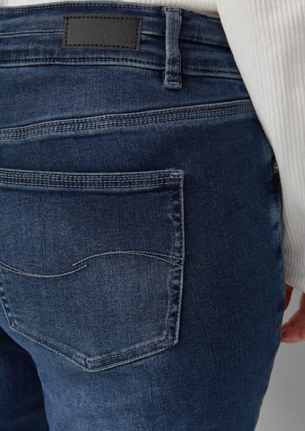 Jeans / Slim Fit / Mid Rise / Slim Leg