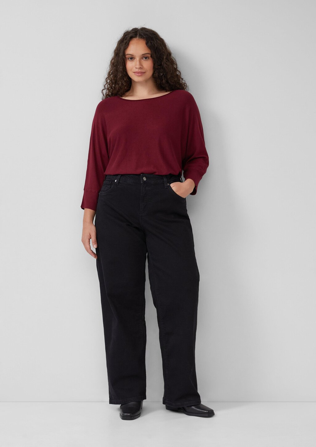 Jeans / Slim Fit / Mid Rise / Wide Leg / Superstretch