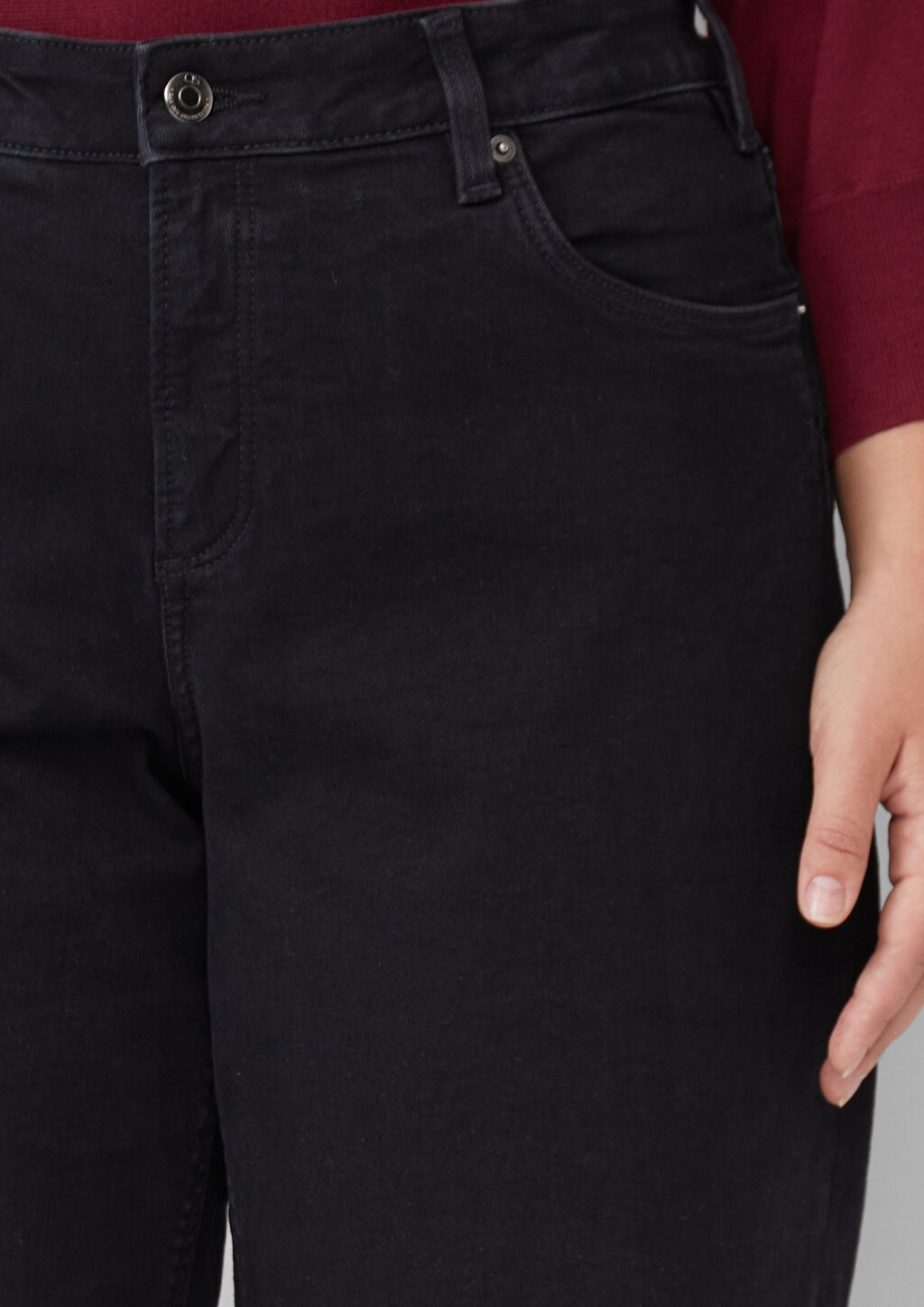 Jeans / Slim Fit / Mid Rise / Wide Leg / Superstretch