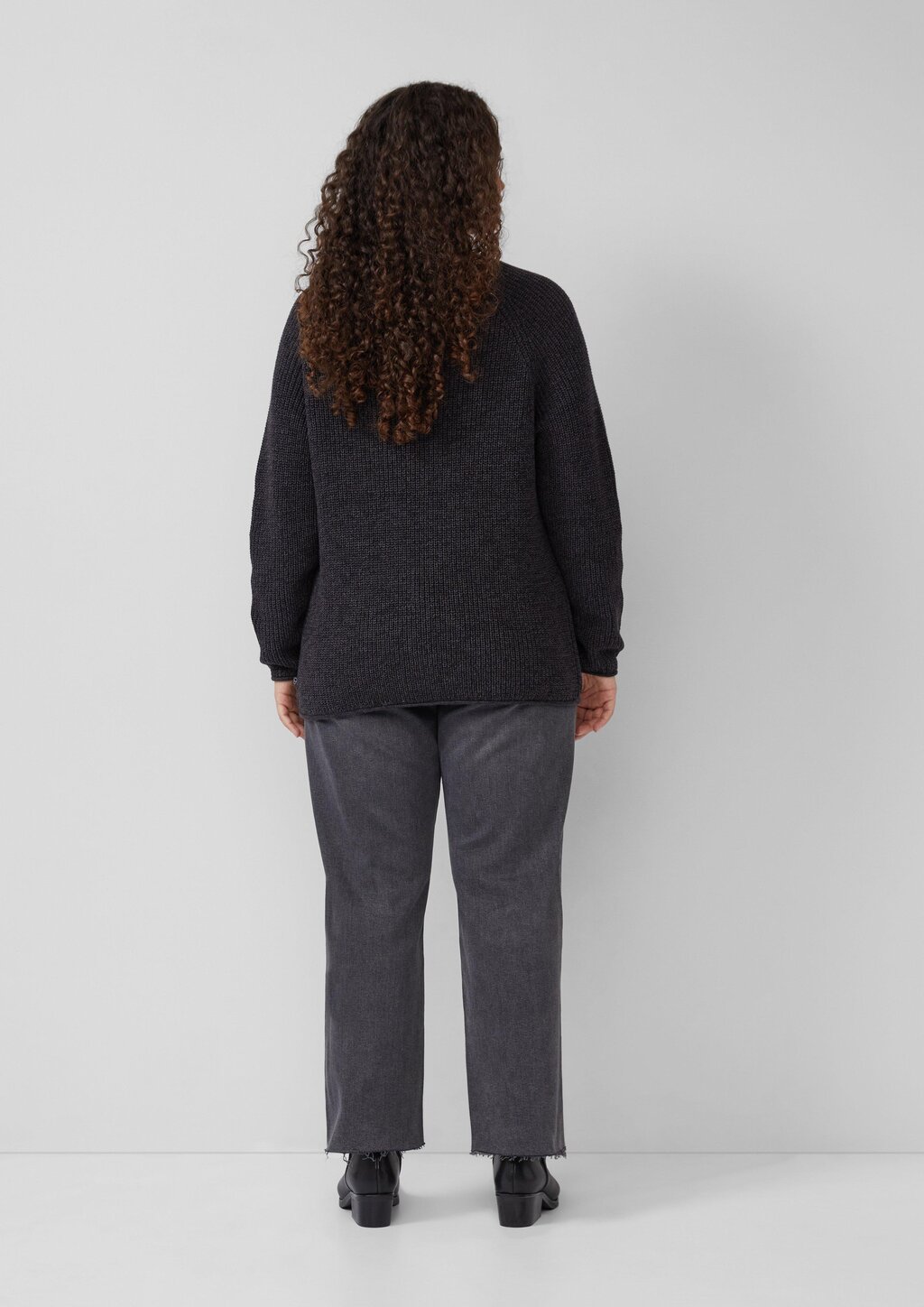 Melierter Strickpullover mit Raglanärmeln