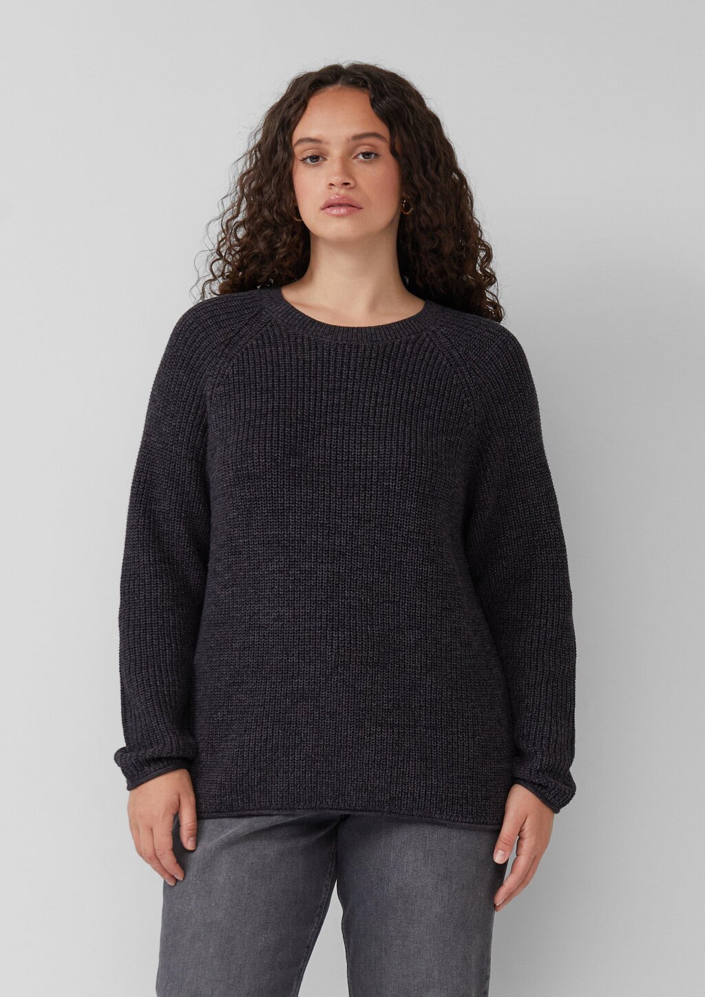Melierter Strickpullover mit Raglanärmeln