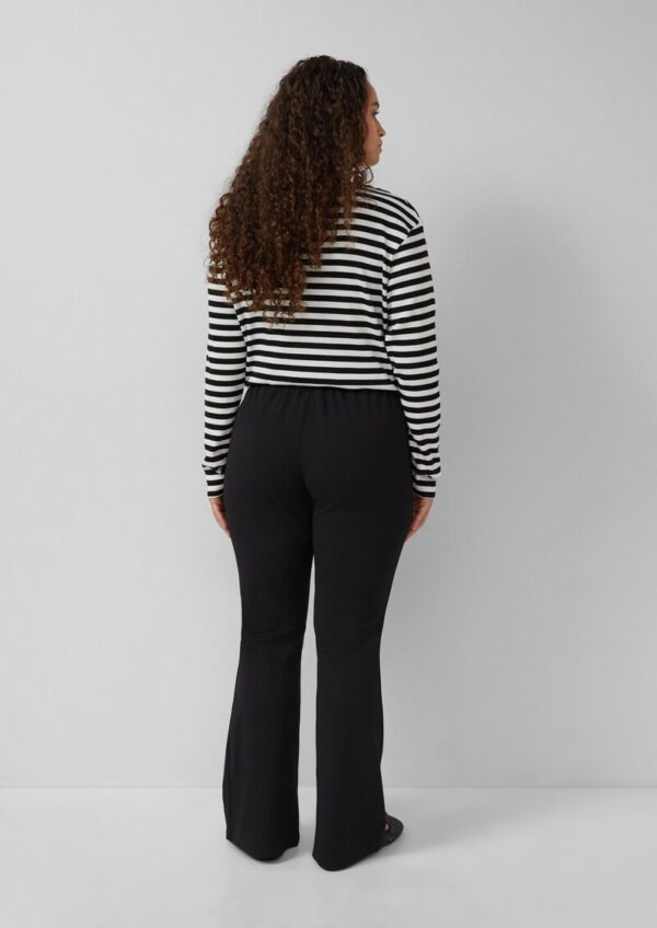 Geripptes Longsleeve im Slim Fit