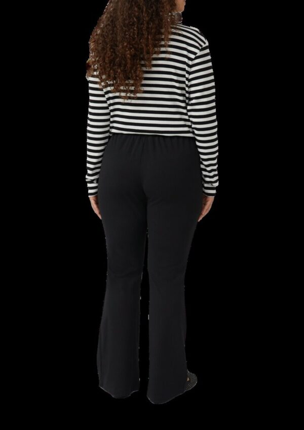 Geripptes Longsleeve im Slim Fit