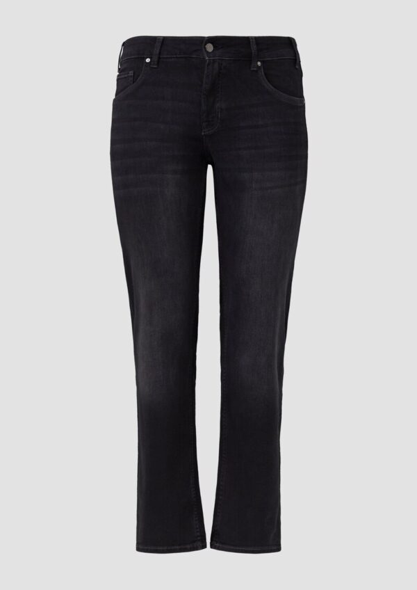 Jeans / Straight Fit / Mid Rise / Straight Leg