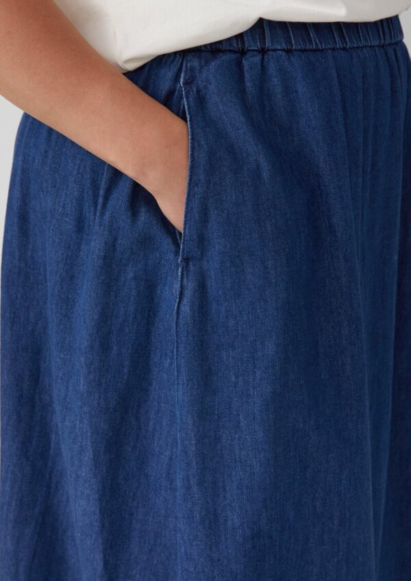 Denimrock in Midi-Länge mit Eingrifftaschen