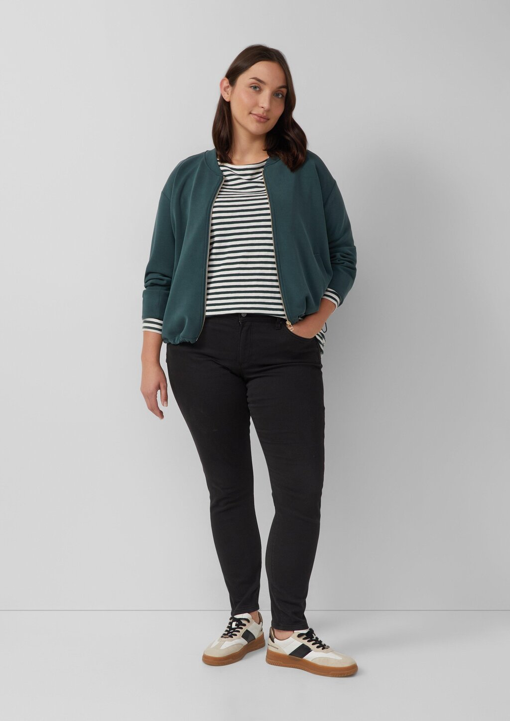 Lässiges Langarmshirt mit U-Boot-Ausschnitt