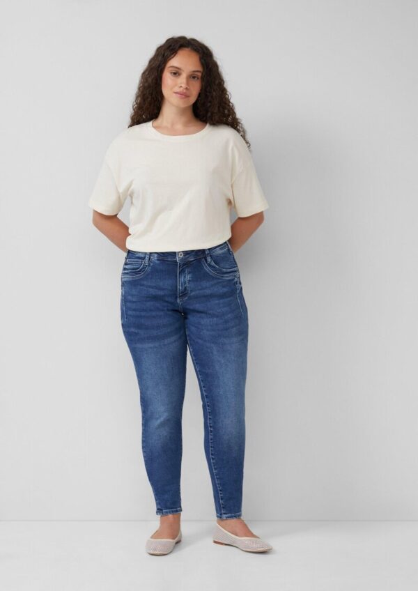 Jeans / Skinny Fit / Mid Rise / Skinny Leg