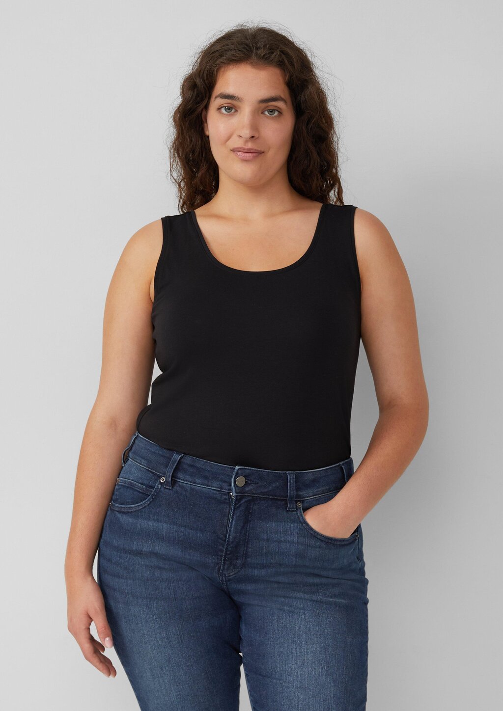 Schmal geschnittenes Tanktop aus Baumwollmix