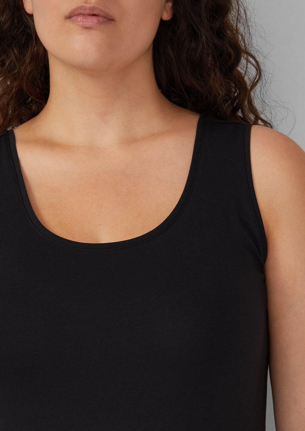 Schmal geschnittenes Tanktop aus Baumwollmix