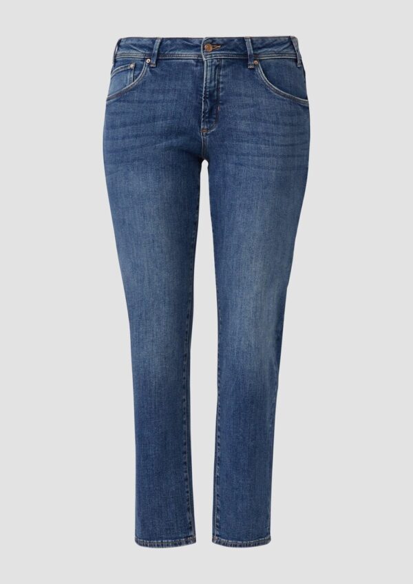Jeans / Curvy Fit / Mid Rise / Slim Tapered Leg