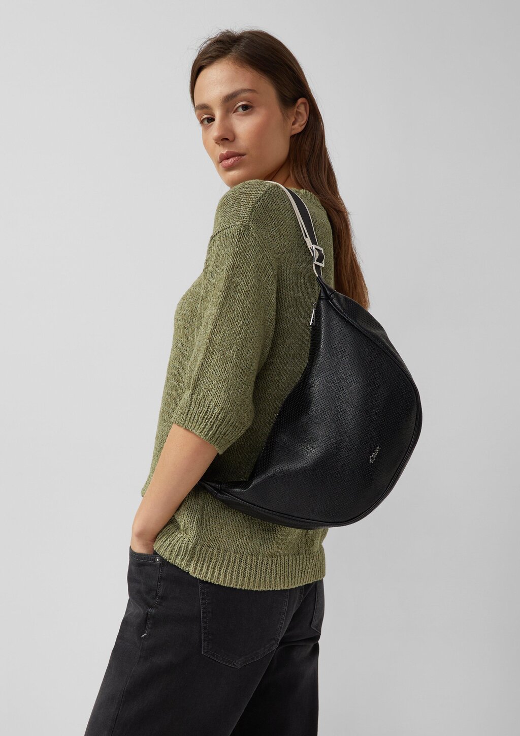 Crossbody-Bag in Leder-Optik mit längenverstellbarem Schultergurt