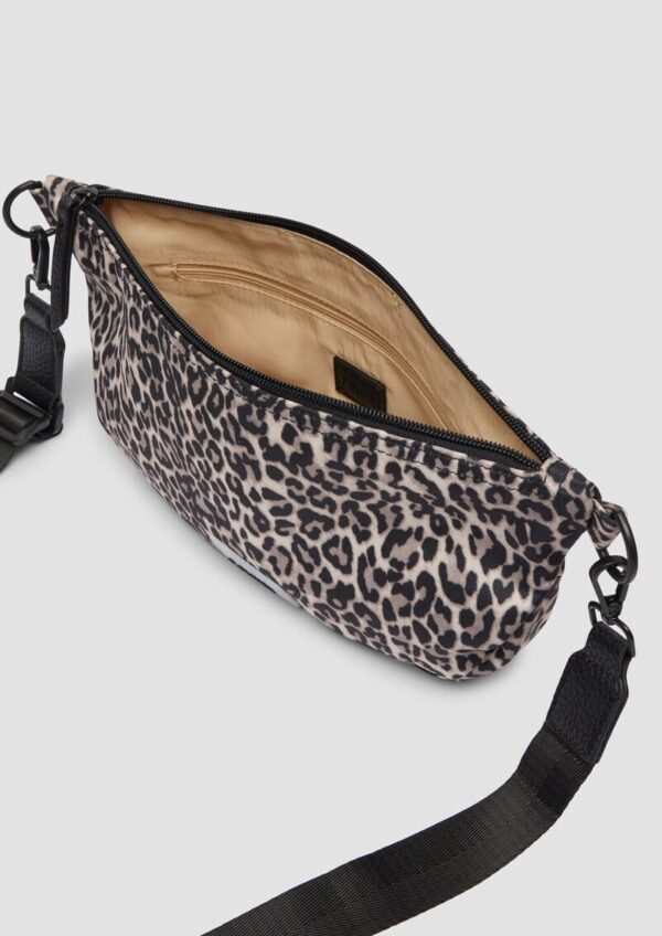 Crossbody Bag mit Leo-Print
