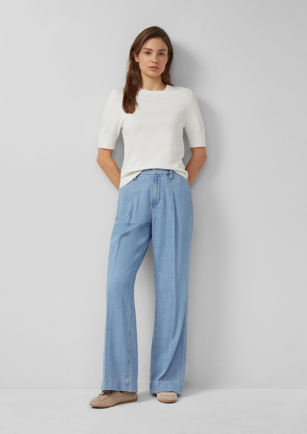 Weicher Kurzarm-Strickpullover aus Viskosemix