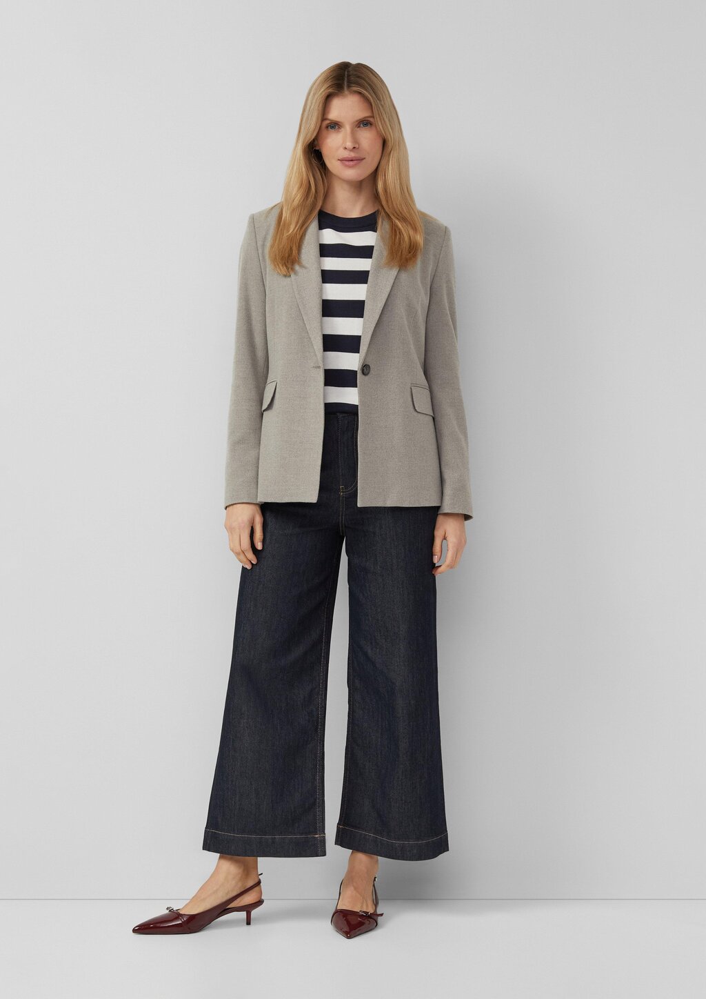 Gestreifter Feinstrickpullover