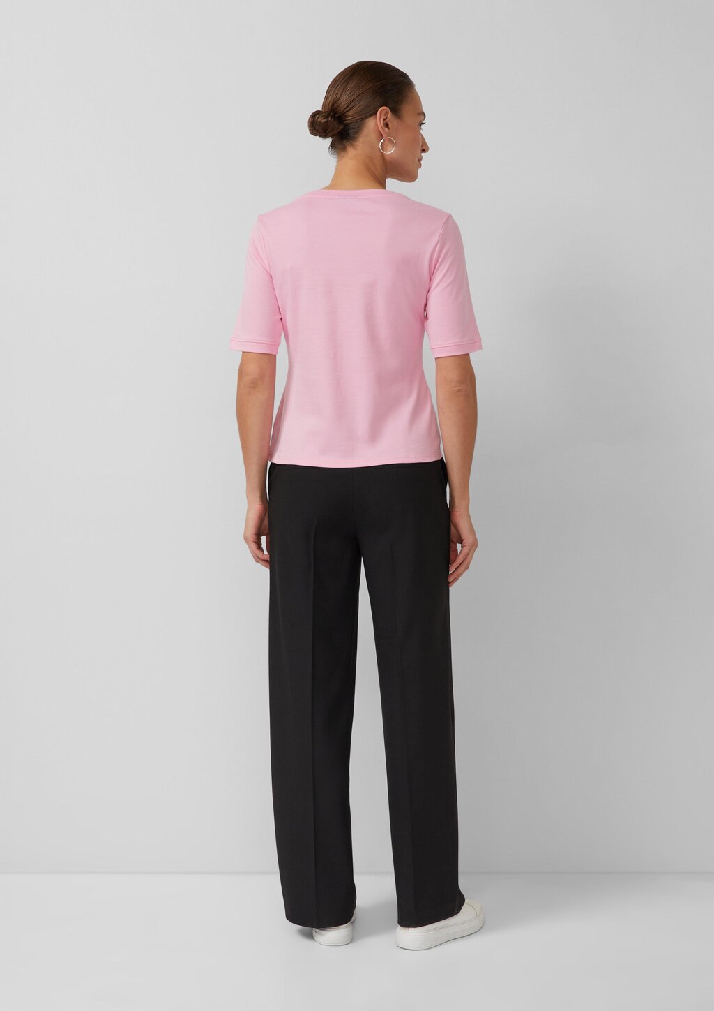 T-Shirt mit Schmucksteinen und Frontprint