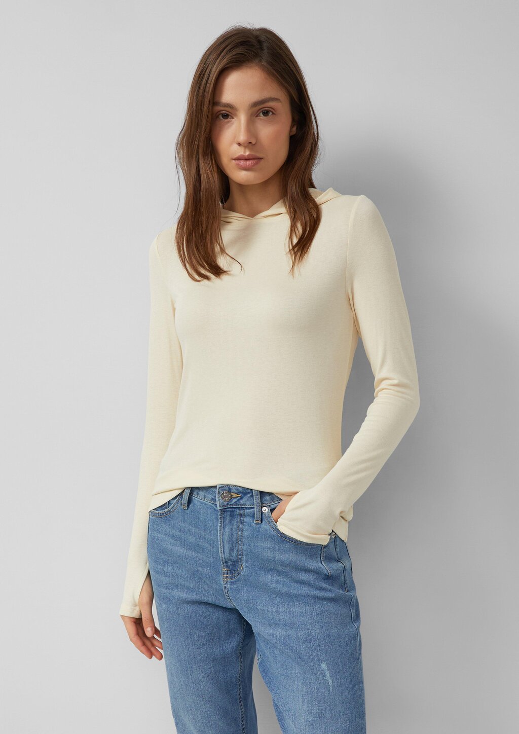 Kapuzenshirt aus leichtem Jersey im Slim Fit