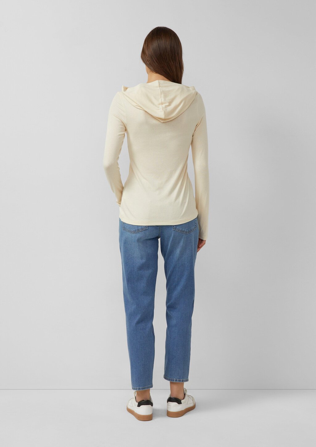 Kapuzenshirt aus leichtem Jersey im Slim Fit