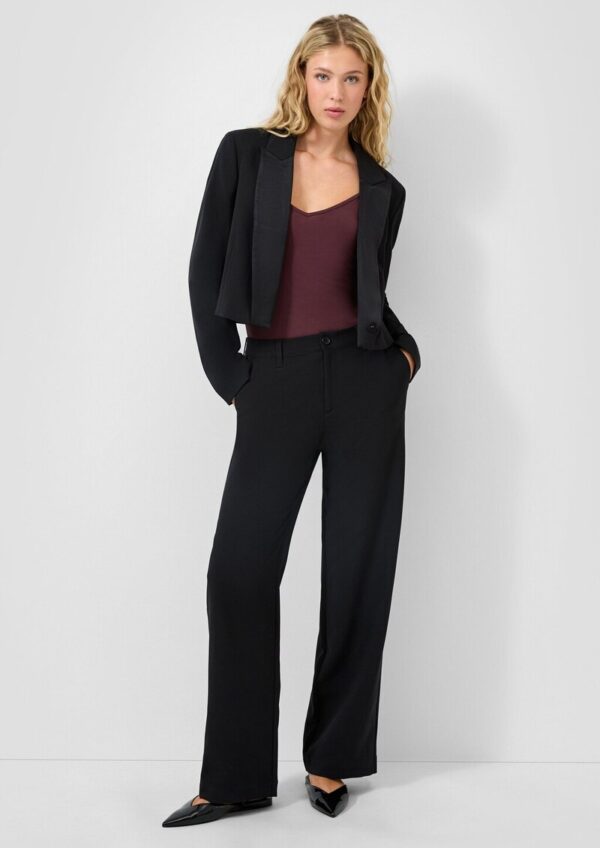 Wide Leg Hose | QS x Vanessa Mai